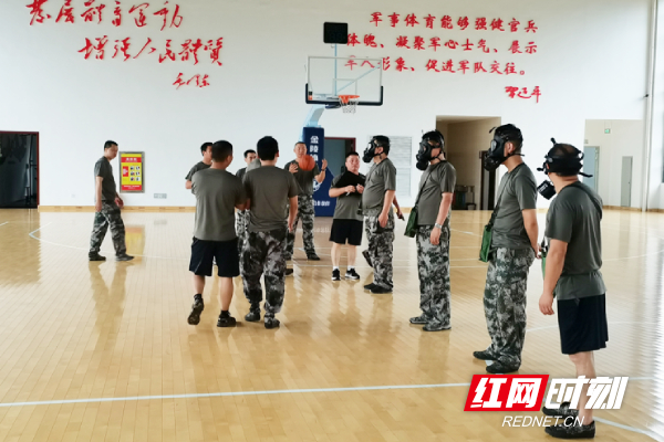 江陵县组织开展基干民兵军事训练,刻苦训练结硕果基干民兵展风采