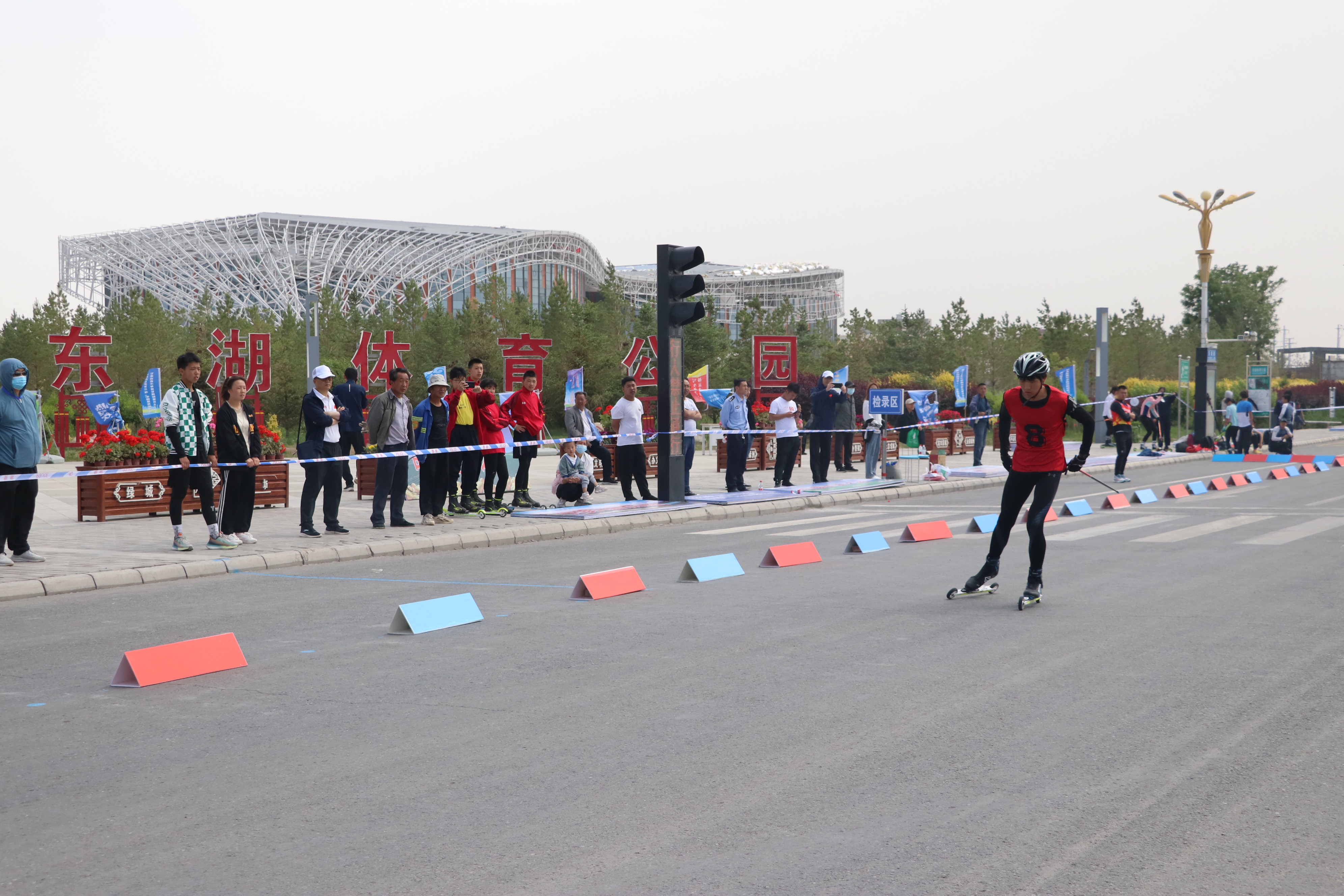 追风掣电“极速”青春——甘肃省2023年青少年滑轮锦标赛侧记