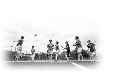 北京高中生办了七年的足球赛未来希望在新工体踢决赛