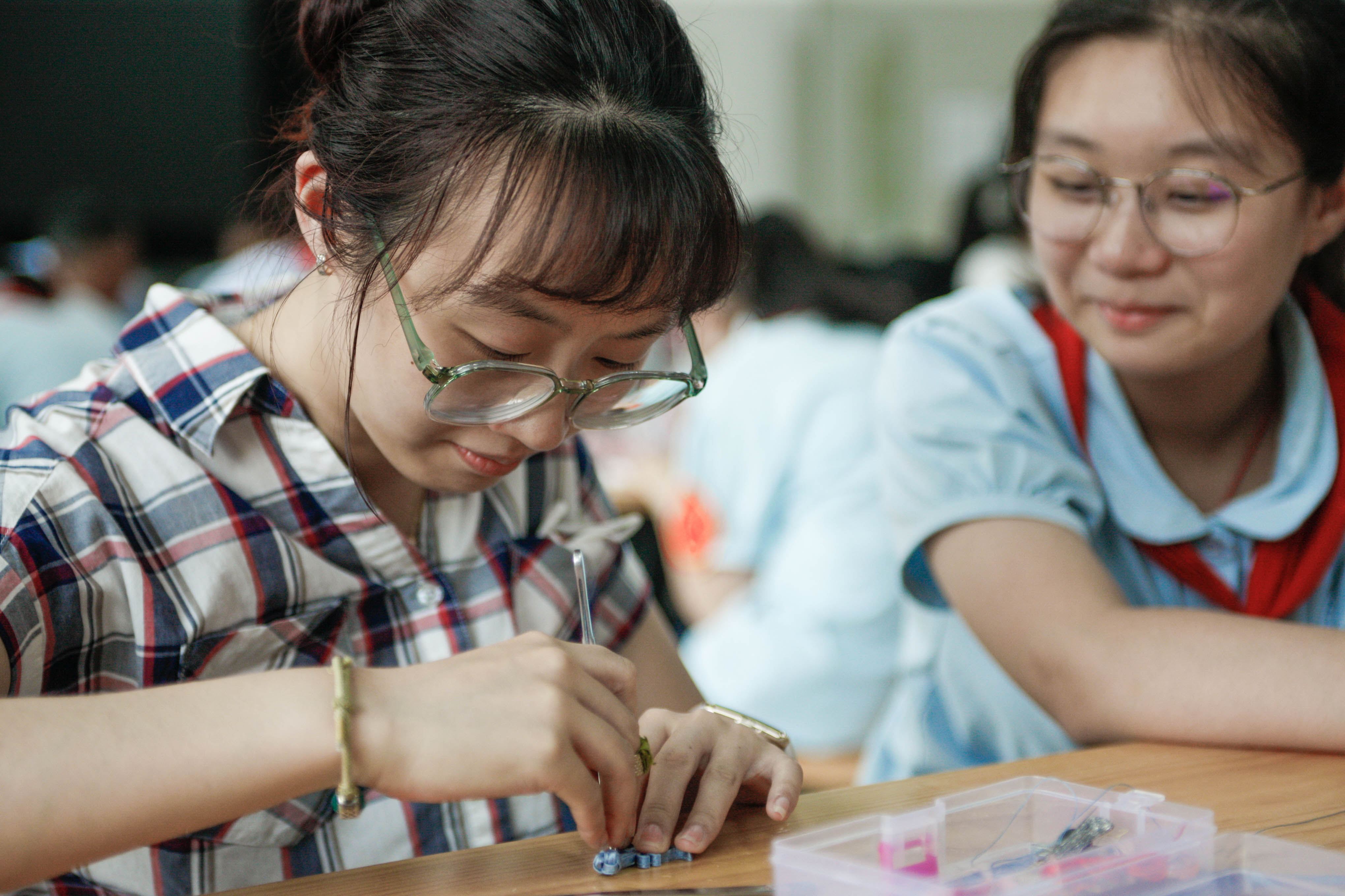 旗袍文化传承图片,中国旗袍非遗传承图片