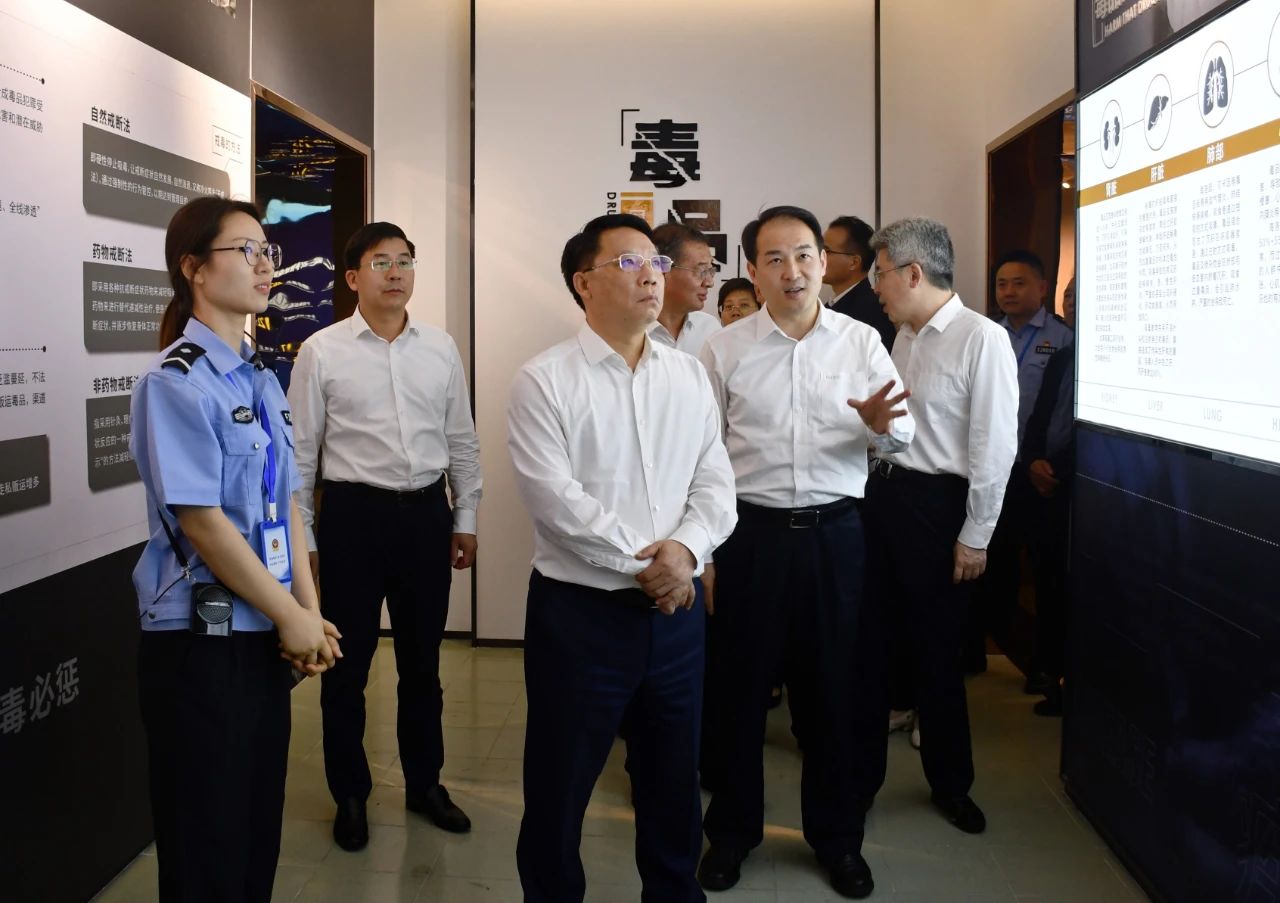 刘建洋:推进常态化扫黑除恶加强重点人群服务管理积极营造和谐稳定社会环境