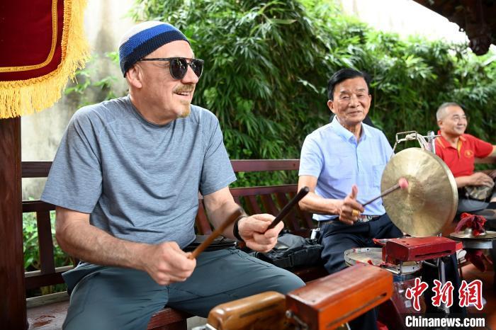 旅美扬琴演奏家田超：“我音乐语言中浓郁的乡音，是中国的样子”