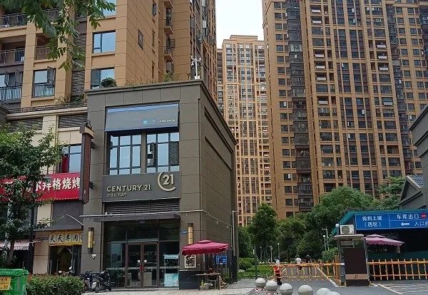 武汉房产中介纠纷,武汉房产中介门店现状如何