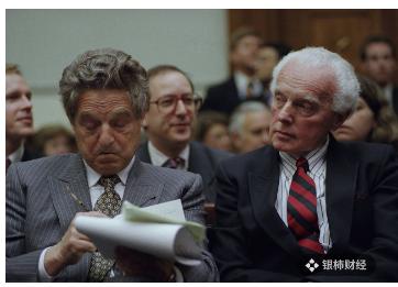 华尔街大空头与索罗斯联手,华尔街金融巨鳄索罗斯做空新加坡