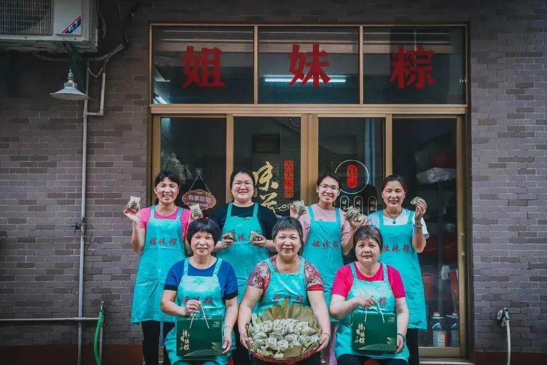 万江龙舟文化美食集市,万江龙舟美食节灯光