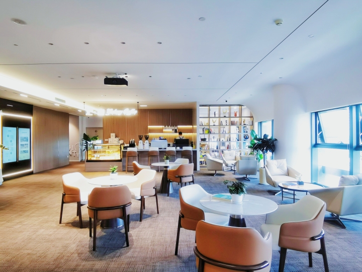 高颜值会客厅、精品内购会……一周岁的汇金国际商务社区迎来全面升级