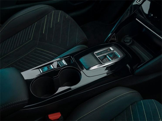 标致e-208海外售价公布,标致新车型曝光