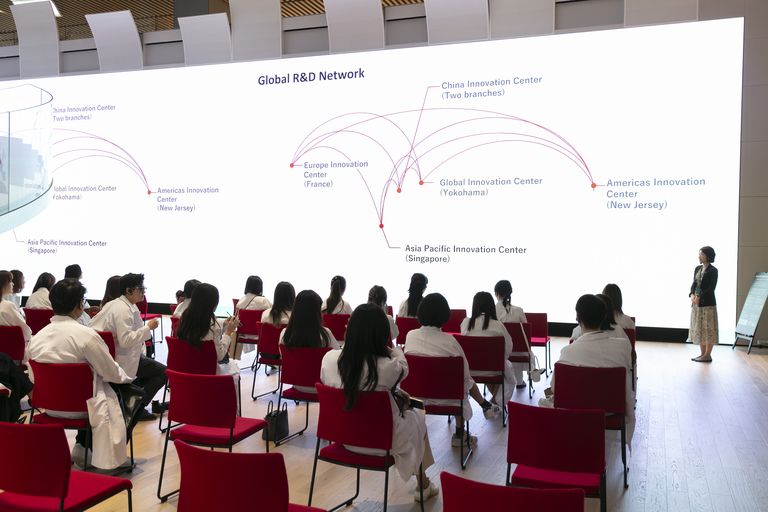 怡丽丝尔新升级,怡丽丝尔40周年庆典