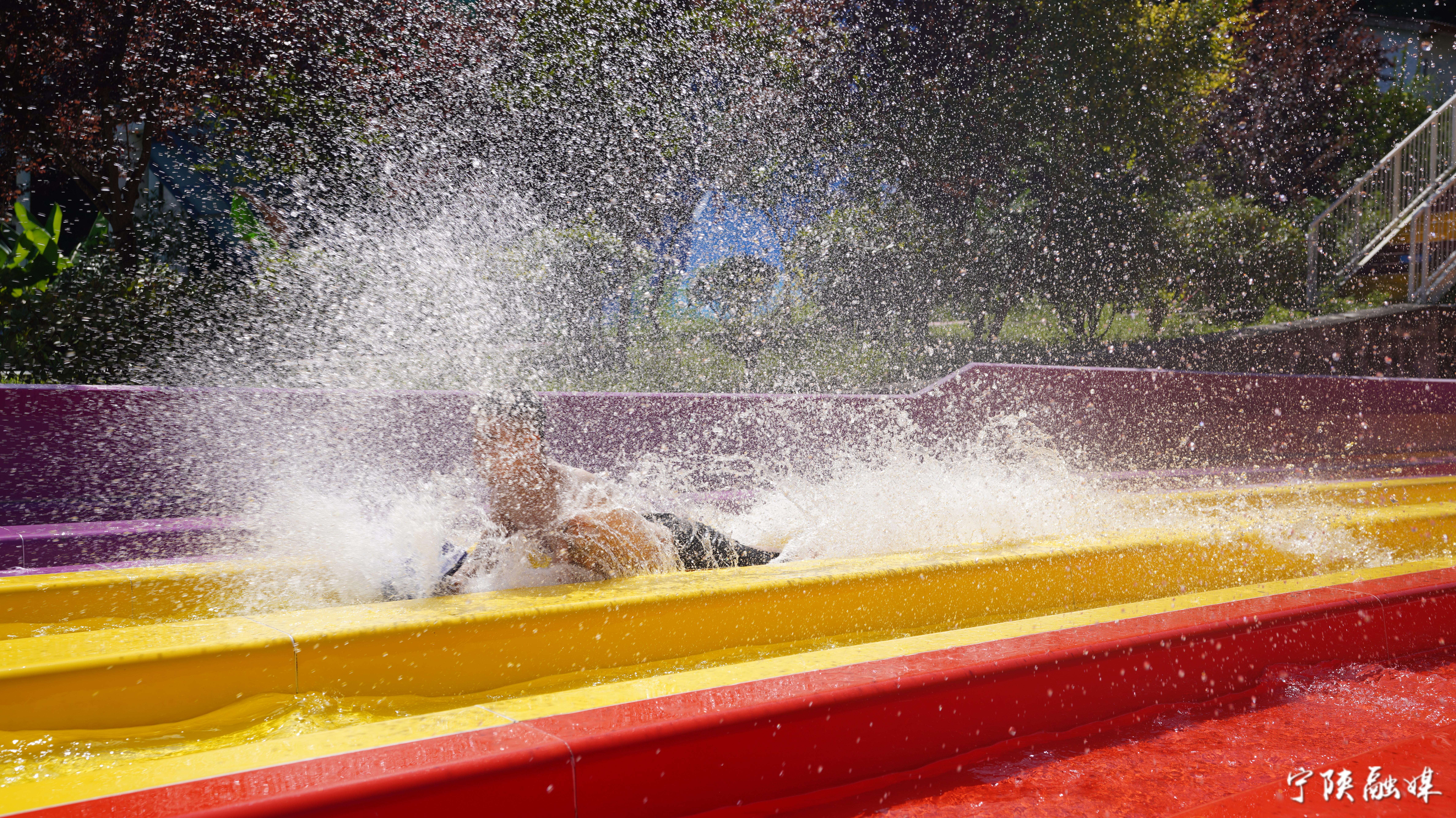 青少年进森林丨筒车湾戏水、结营联欢......在宁陕研学游的第四天