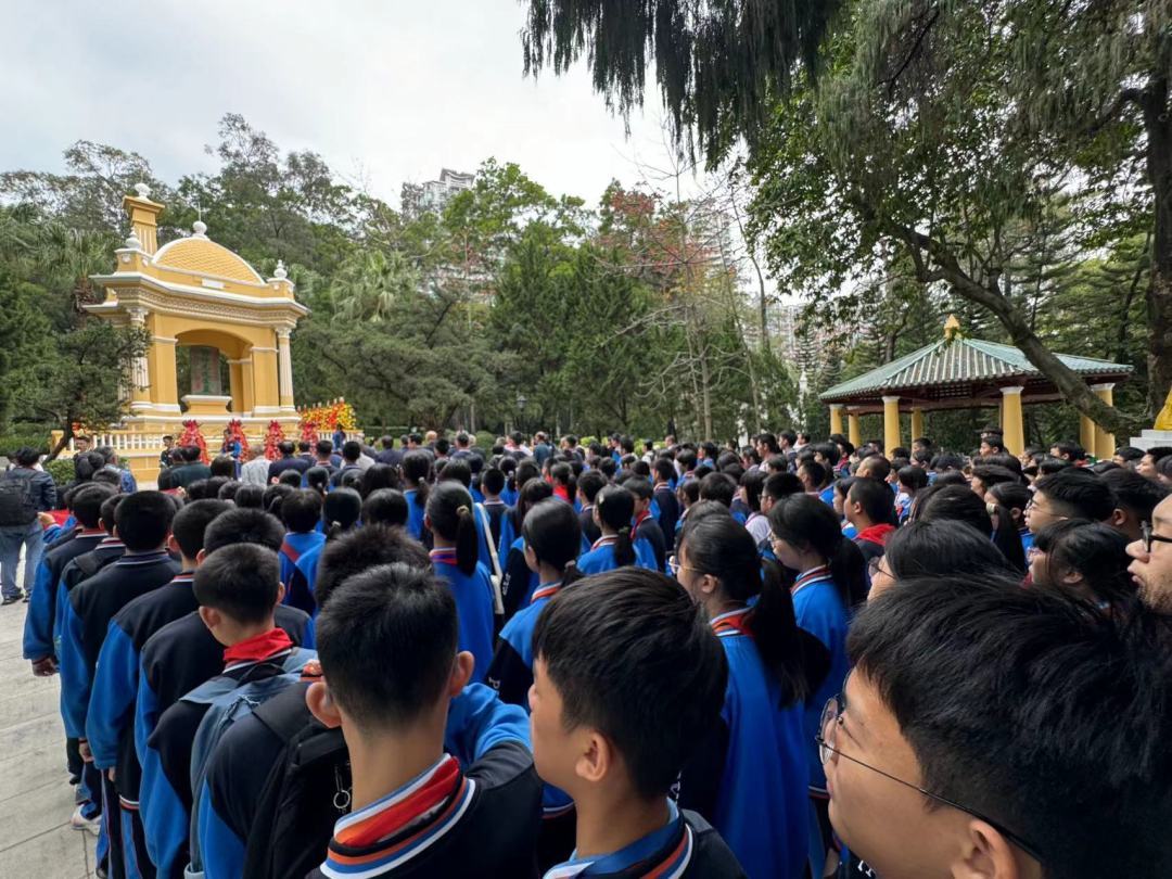 黄花岗邓仲元墓图片,缅怀英烈广州