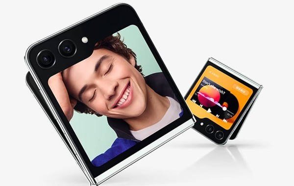 荣耀magicv折叠屏与matex2哪个好,现在买折叠屏推荐哪一款