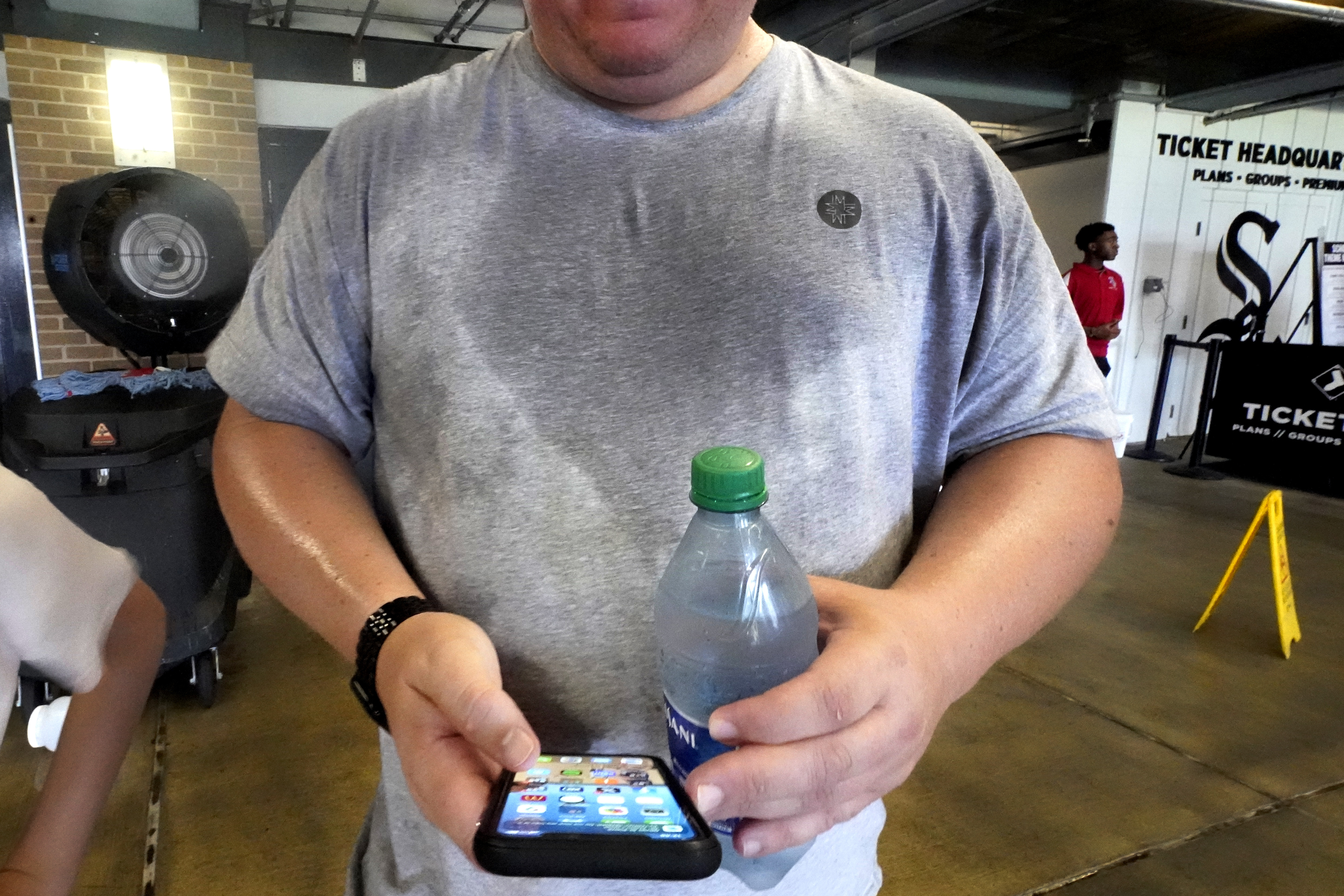 多汗症能彻底根治吗,多汗症治不好