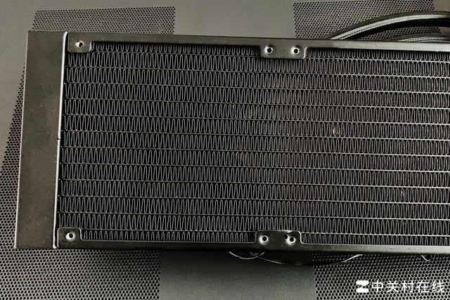 航嘉mvp海神水冷,航嘉mvp海神x360水冷实测