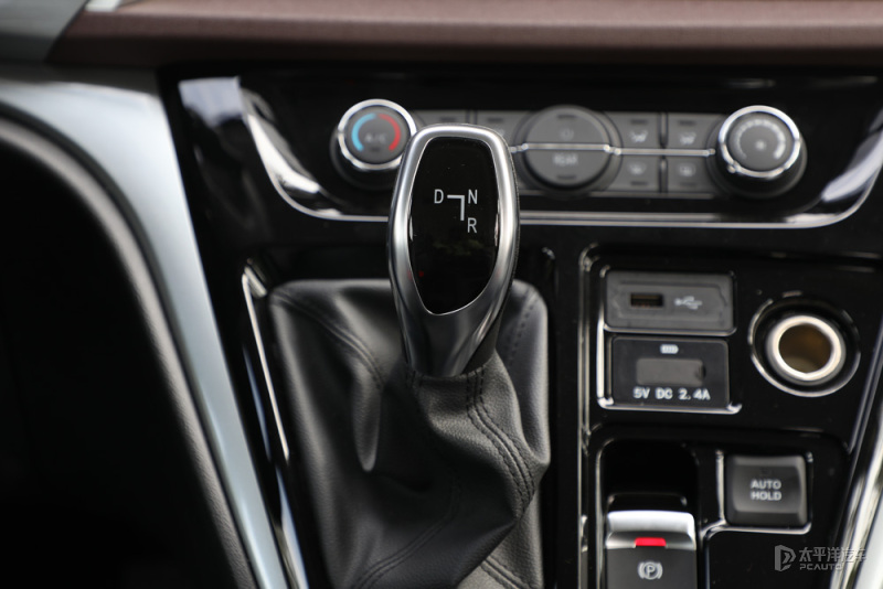 10万左右大空间mpv,10多万空间最大的mpv混动