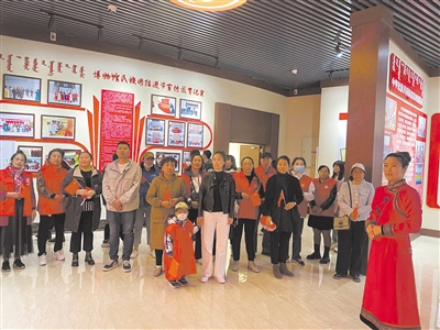 莫力达瓦达斡尔自治旗晚会,莫力达瓦达斡尔族自治旗旗歌